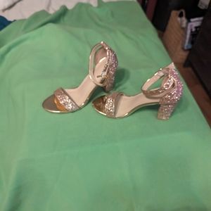 dressy gold shoes